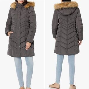 NWOT Tommy Hilfiger Faux-Fur-Trim Hooded Chevron Puffer Coat Grey XL